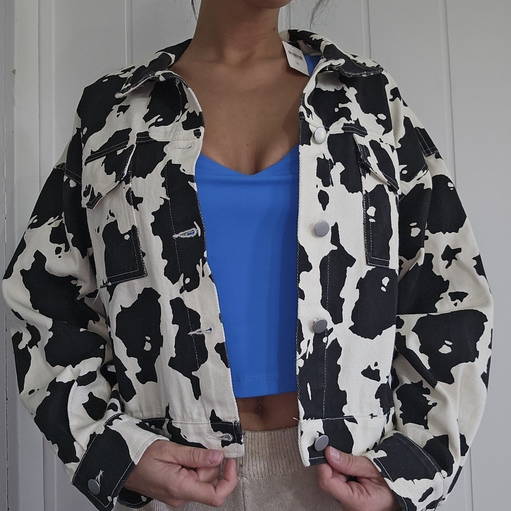 Anthropogie Le Lis Women's Cropped Cow Print Jean Jacket Black/Cream Size M